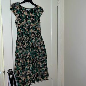 Emily and Fin dress size: s